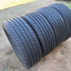 275/50R22 Michelin Tire Set Of 4