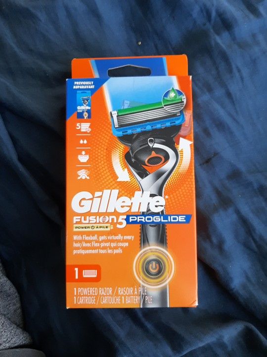 Gillette ProGlide Power Men's Razor Handle + 1 Blade Refill
