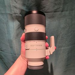 Sony FE 70-200mm f/2.8 GM OSS Lens