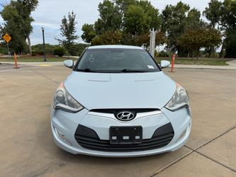 Veloster