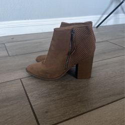 Tan/ Brown/beige Suede Zip Up Boots