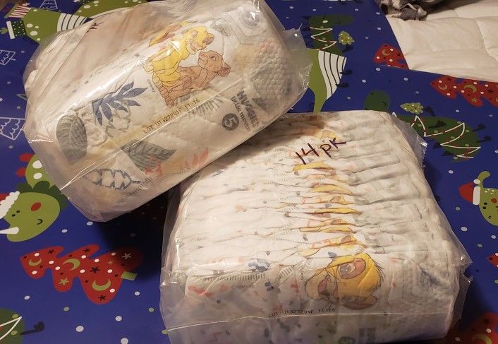 Huggies Little Movers, Size 5, Lion King, 32 Count