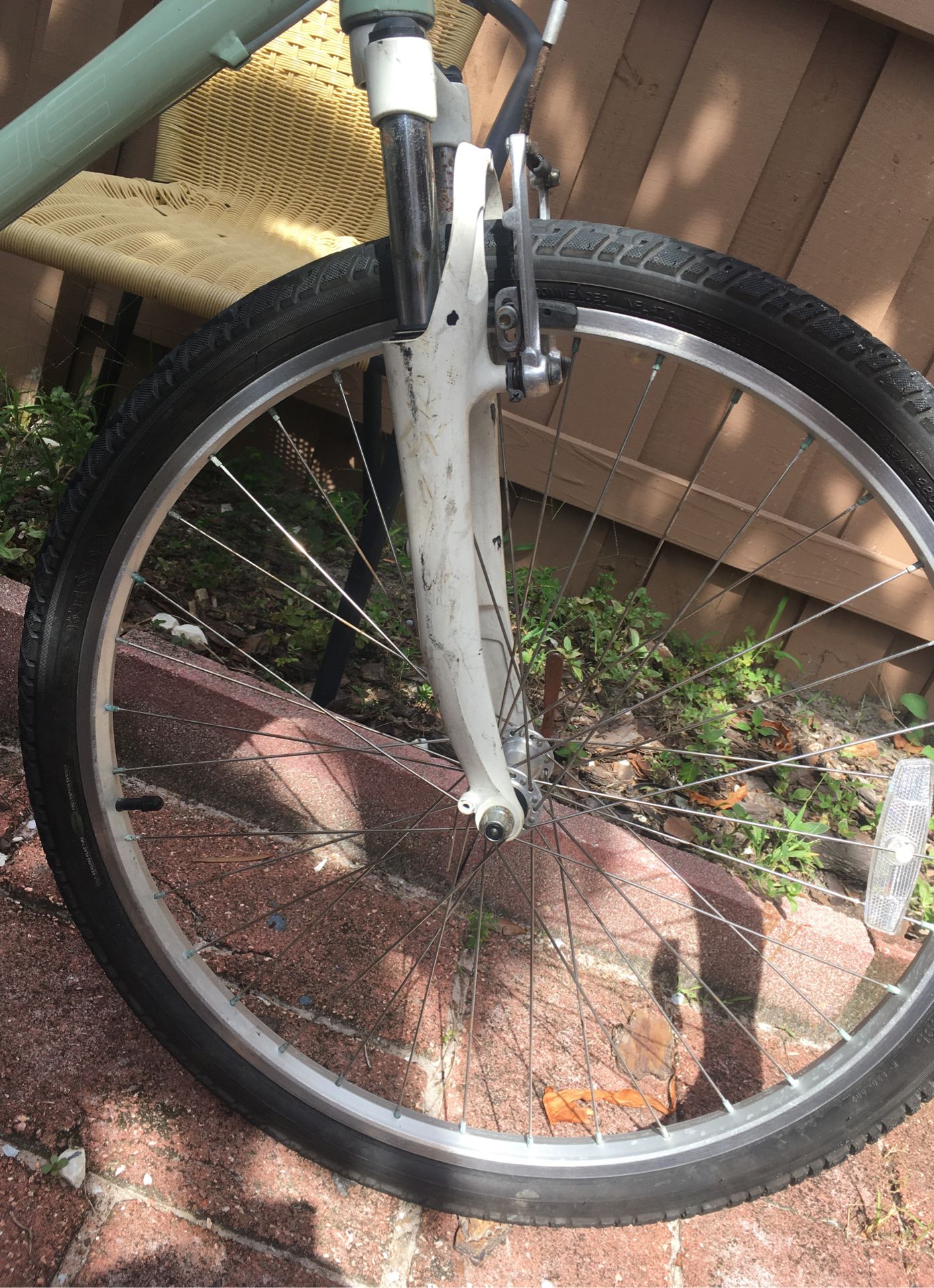 Suede Metro Series by Giant Hybrid Bike for Sale in Orlando, FL OfferUp