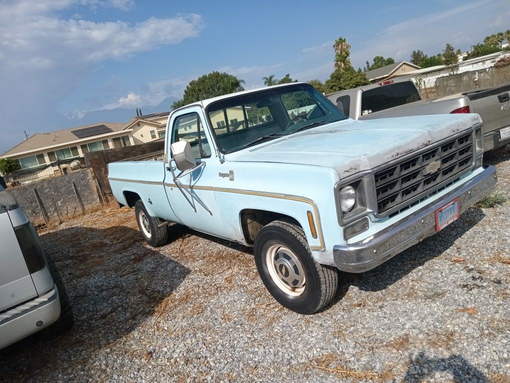 1977 Chevy C30 Cyeanne