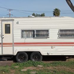 17" X 8" Prawler Camping Trailer