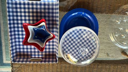 Seasonal Picnic Ware