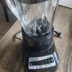 Licuadora hamilton Beach nueva en buenas condiciones for sale .