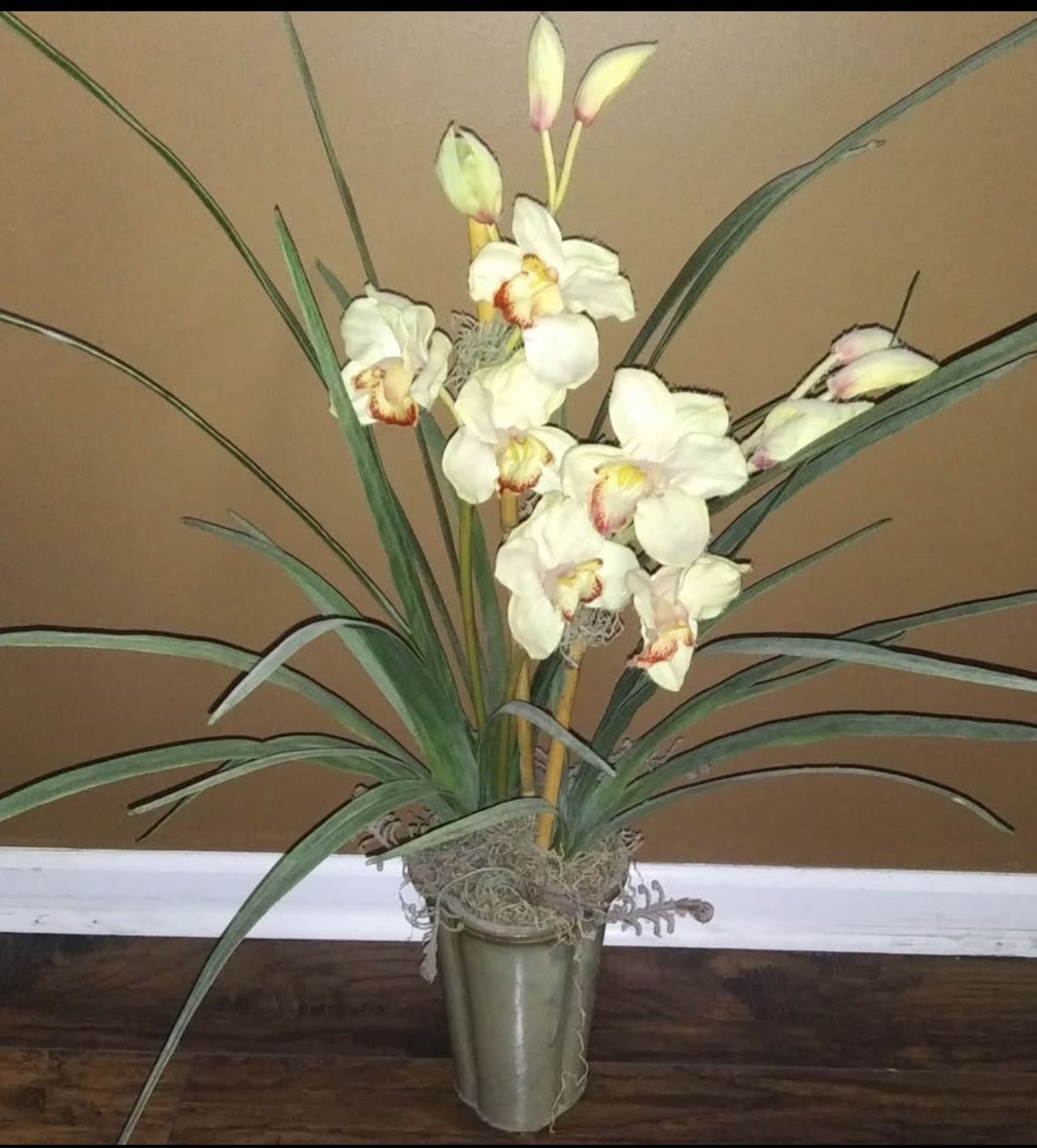Artificial Flower Arrangement 