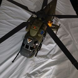 Huge Helicopter With Tank An Soldiers 