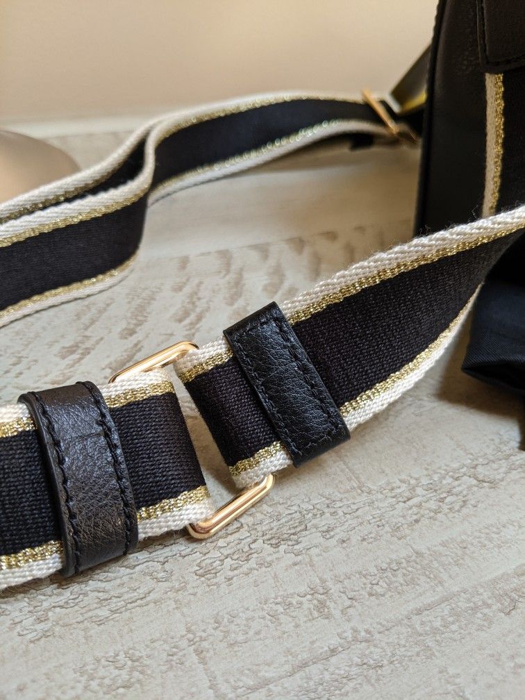 Marc Jacobs Black And Gold Bucket Leather Bag