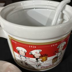 Charming, Humble Soup Terrene With Ladle And two Soup Bowls With Lids Lead