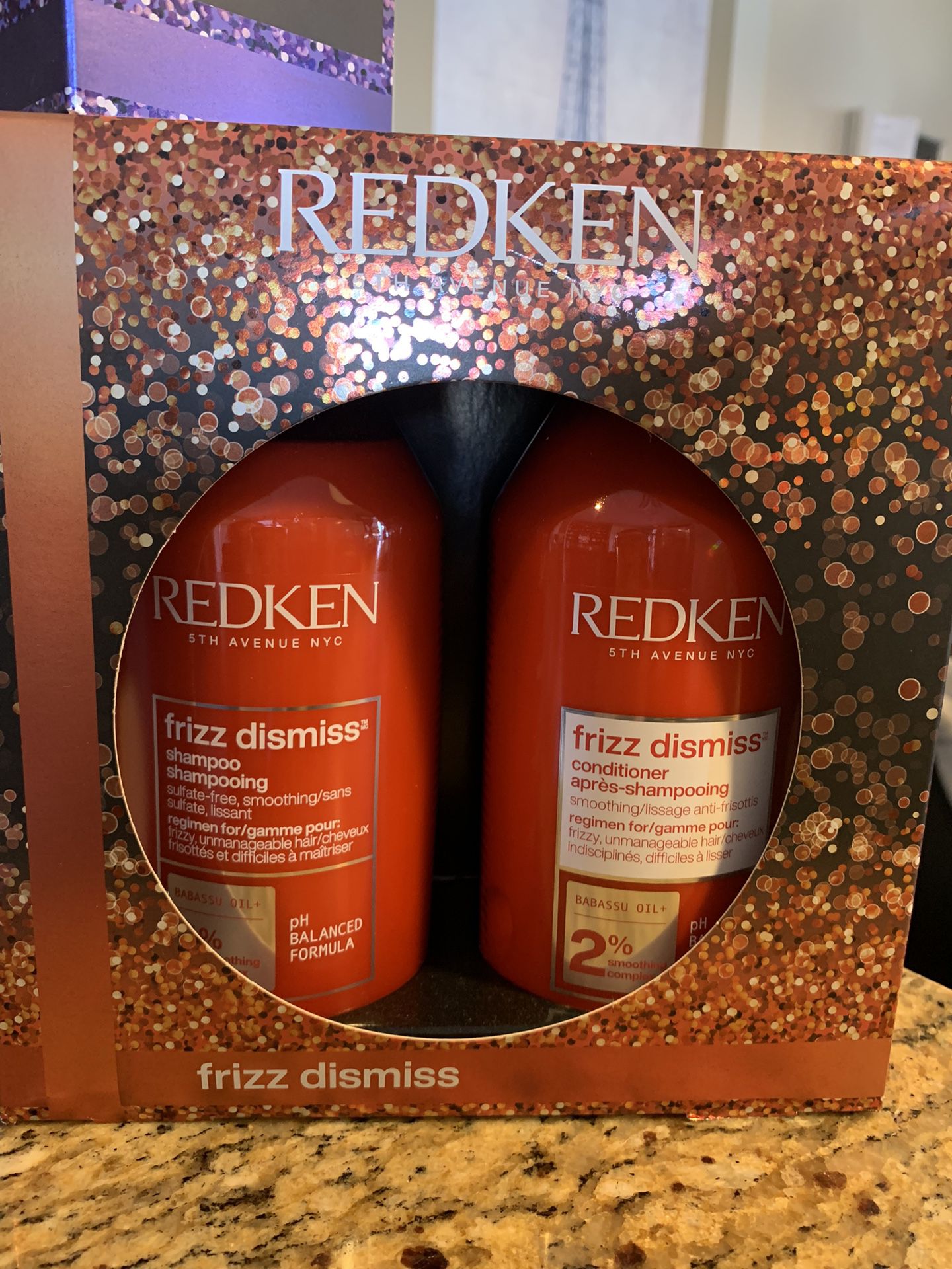 Redken Frizz Dismiss Duo Gift Set Shampoo& Conditioner