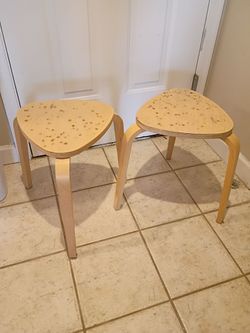 2 planta bases good condition