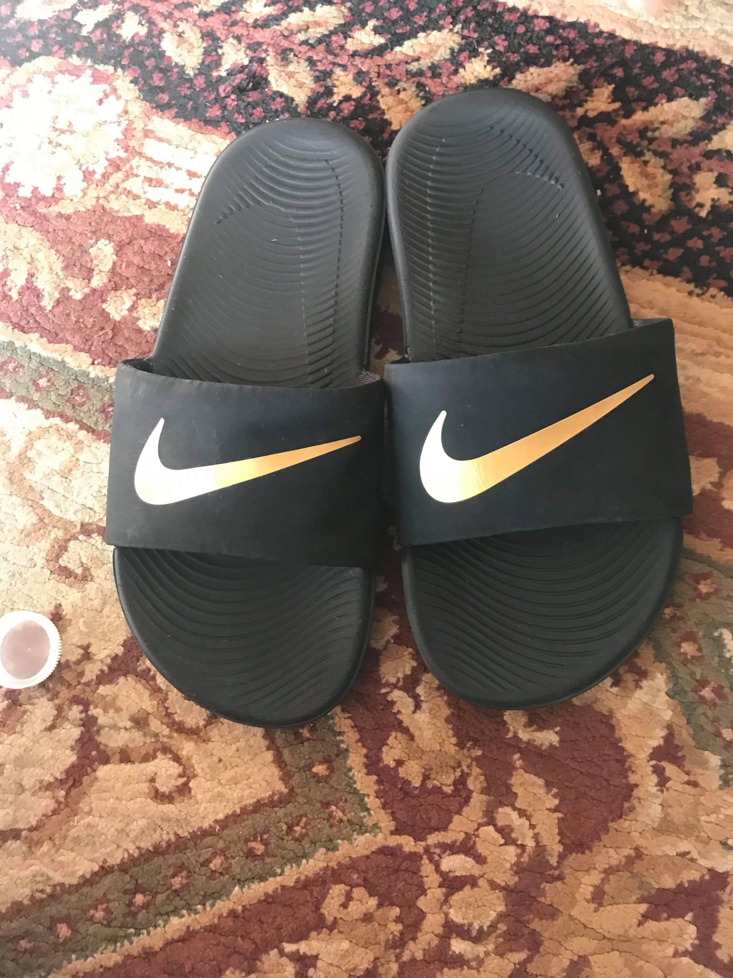 Nike Slippers Size 1