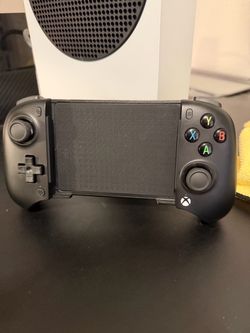 8BitDo Ultimate Mobile Controller