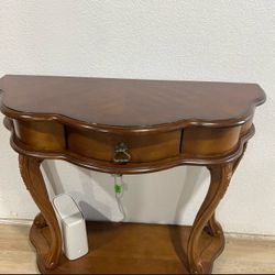 Table entrance