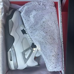 Jordan 4 Cement