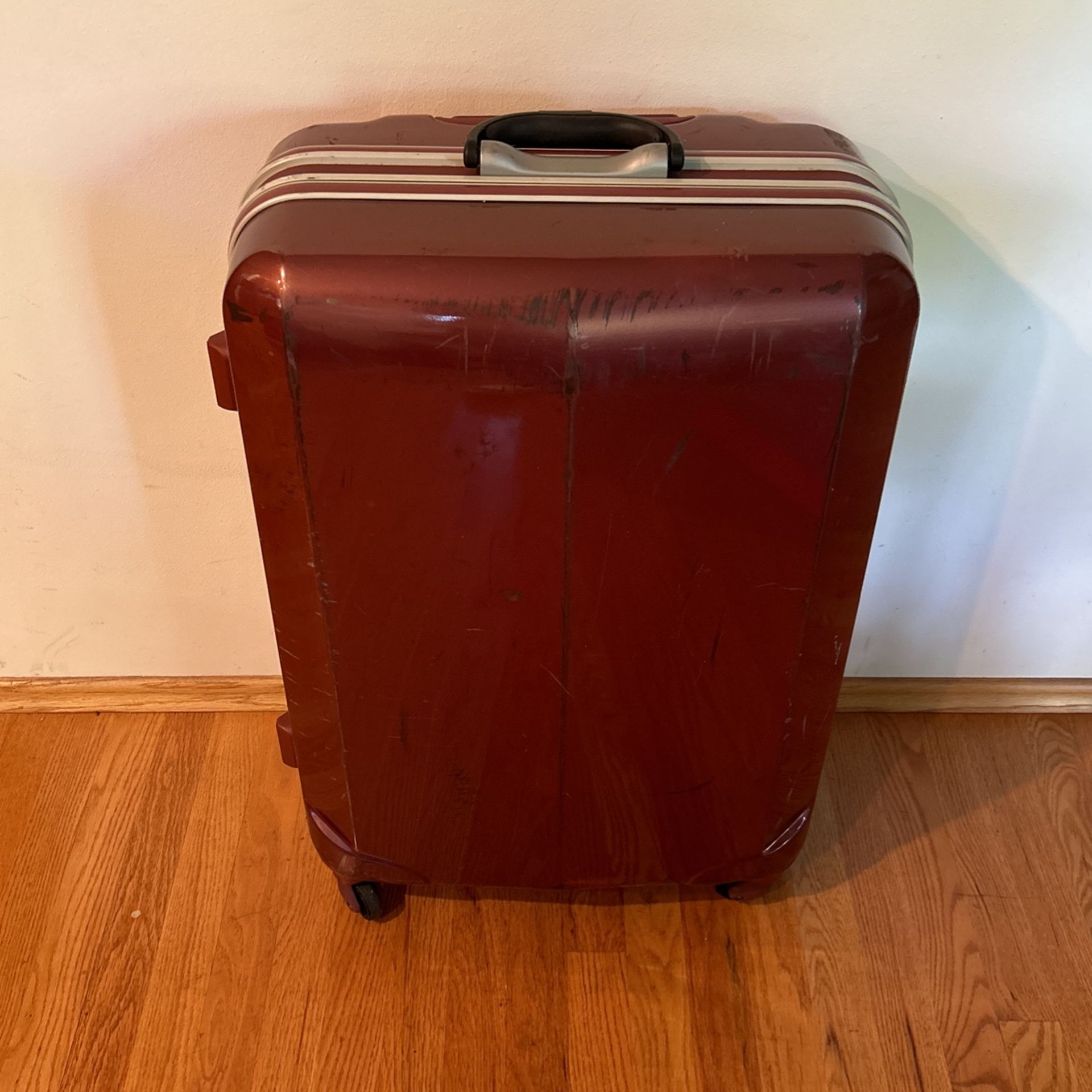 Travel Suitcase for Sale in Bellevue, WA OfferUp
