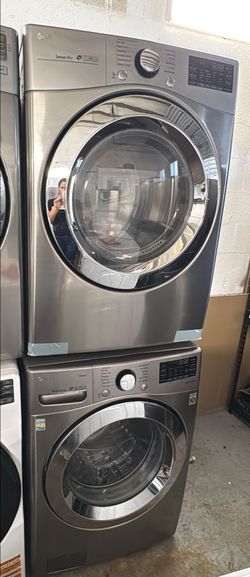 LG Front Load Washer and Dryer Set