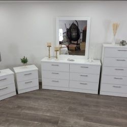 DRESSER WITH MIRROR, CHEST AND TWO NIGHSTANDS 