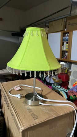 Table lamp