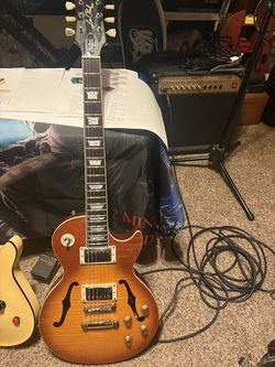 Guitar Epiphone Florentine with case