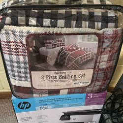 Full/Queen Size Bed Comforter W/2 Pillow  Shams