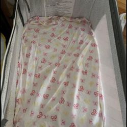 Bassinet With Matt