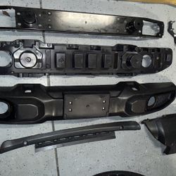 Jeep 2022 Front Bumper Complete 
