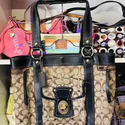 Coach Legacy Tote 