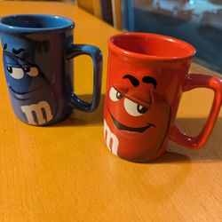 M & M Mugs Cups Blue And Red 