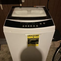 BLACK+DECKER 3.0 Cu. Ft Portable Washing machine. Gently used.  Original price is $500