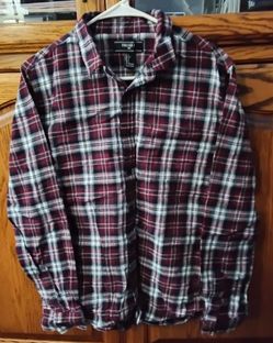 Burgundy Maroon Plaid Button-Front Flannel Shirt size Large