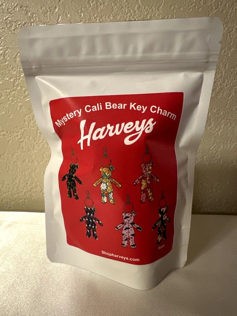 Harveys Mystery Cail Bear Keychain