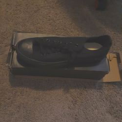 All Black Converse Size 10,5 Mens