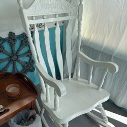 Solid Wood Rocking Chair
