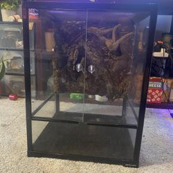 Terrarium / Reptile Enclosure 