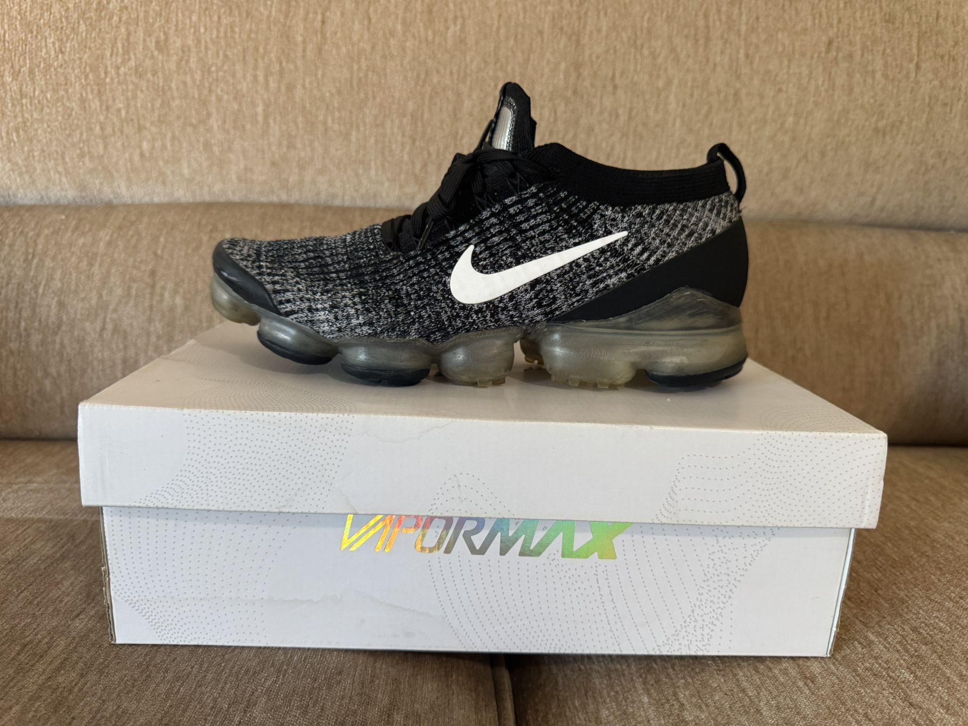 Nike Air VaporMax Flyknit 'Oreo' Men's Size 10 AJ6900 002
