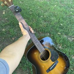 Yamaha Guitar 