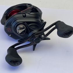 NEW (Open Box) Daiwa Fuego CT 100HS Baitcasting Fishing Reel - 7.3:1 Right Hand 