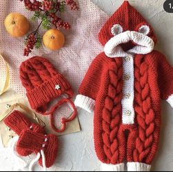 Knitted Baby clothes