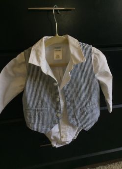 Gymboree white shirt / onesie and vest (6-12m)