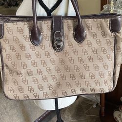 Vintage Dooney and Bourke Brown shoulder Tote Bag women’s purse