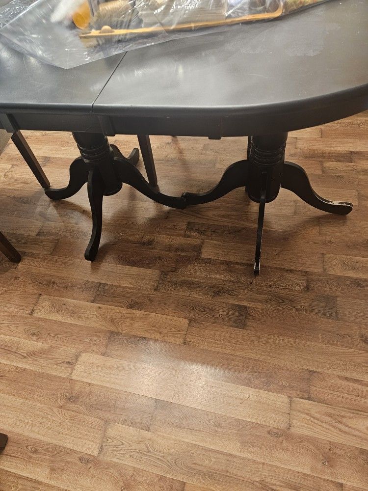Lg Oblong Dining Table And 5 Colamy Cloth Chairs