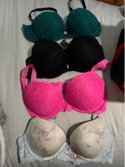 VS Bras