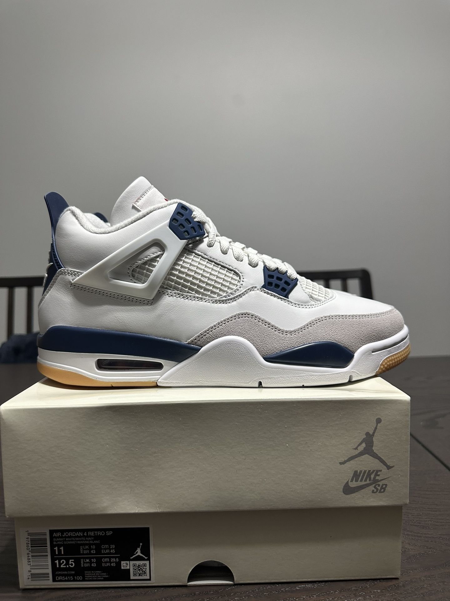 Jordan 4 SB Navy - Size 11