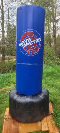 Century Wave Master XXL (Boxing/Punching Bag)