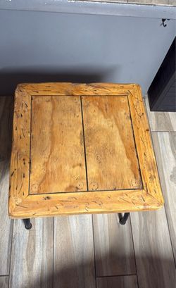 Rustic Wood End Table with Metal Legs