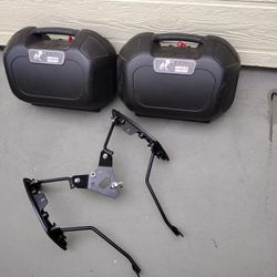 Hepco & Becker luggage system Triumph Street Triple 
