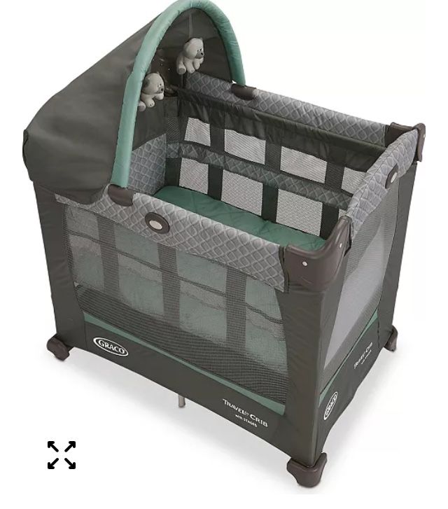Graco Travel Lite Crib With Stages